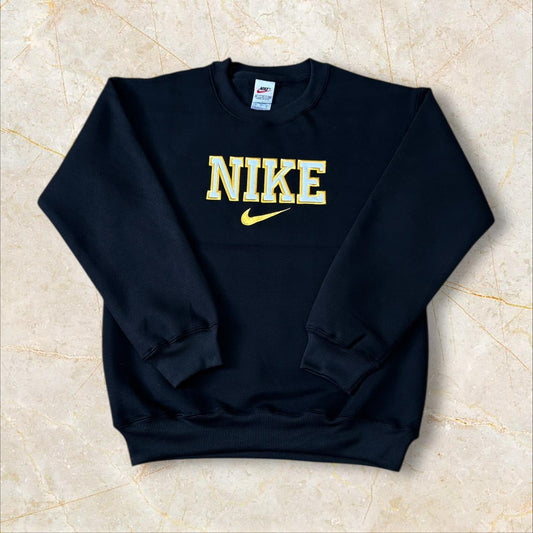 Nike vintage sweatshirt