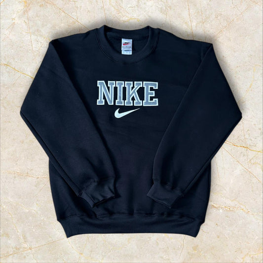 Nike vintage sweatshirt