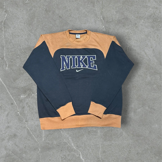 Nike Vintage Reworked Embroidered Unisex Sweatshirt Size L